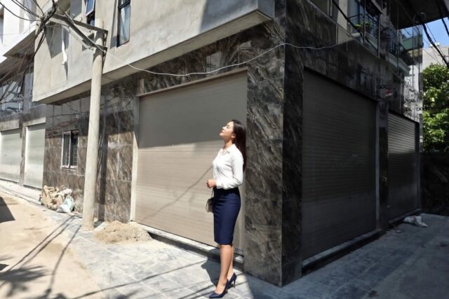 Bán nhà nghách 640 Nguyễn Văn Cừ 50 m² MT 5.5 m giá 15 tỷ