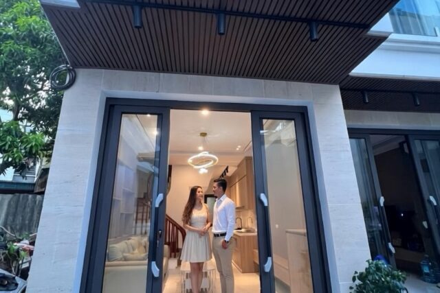 Bán nhà Quận Long Biên Ngõ 71 Việt Hưng 31 m² MT 3.1 m giá 6.8 tỷ